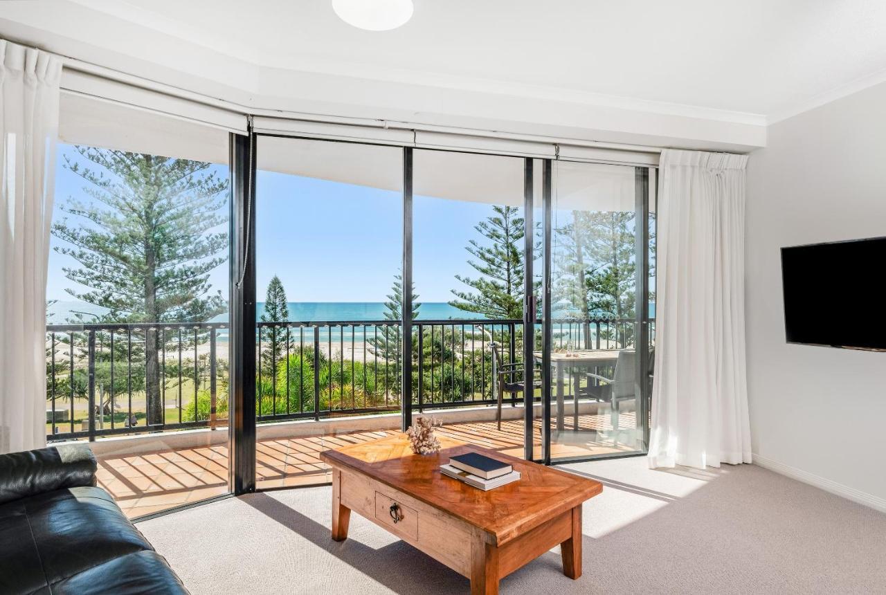 Mantra Coolangatta Beach Gold Coast Exterior photo
