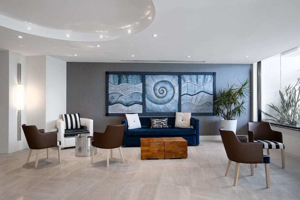Mantra Coolangatta Beach Gold Coast Exterior photo