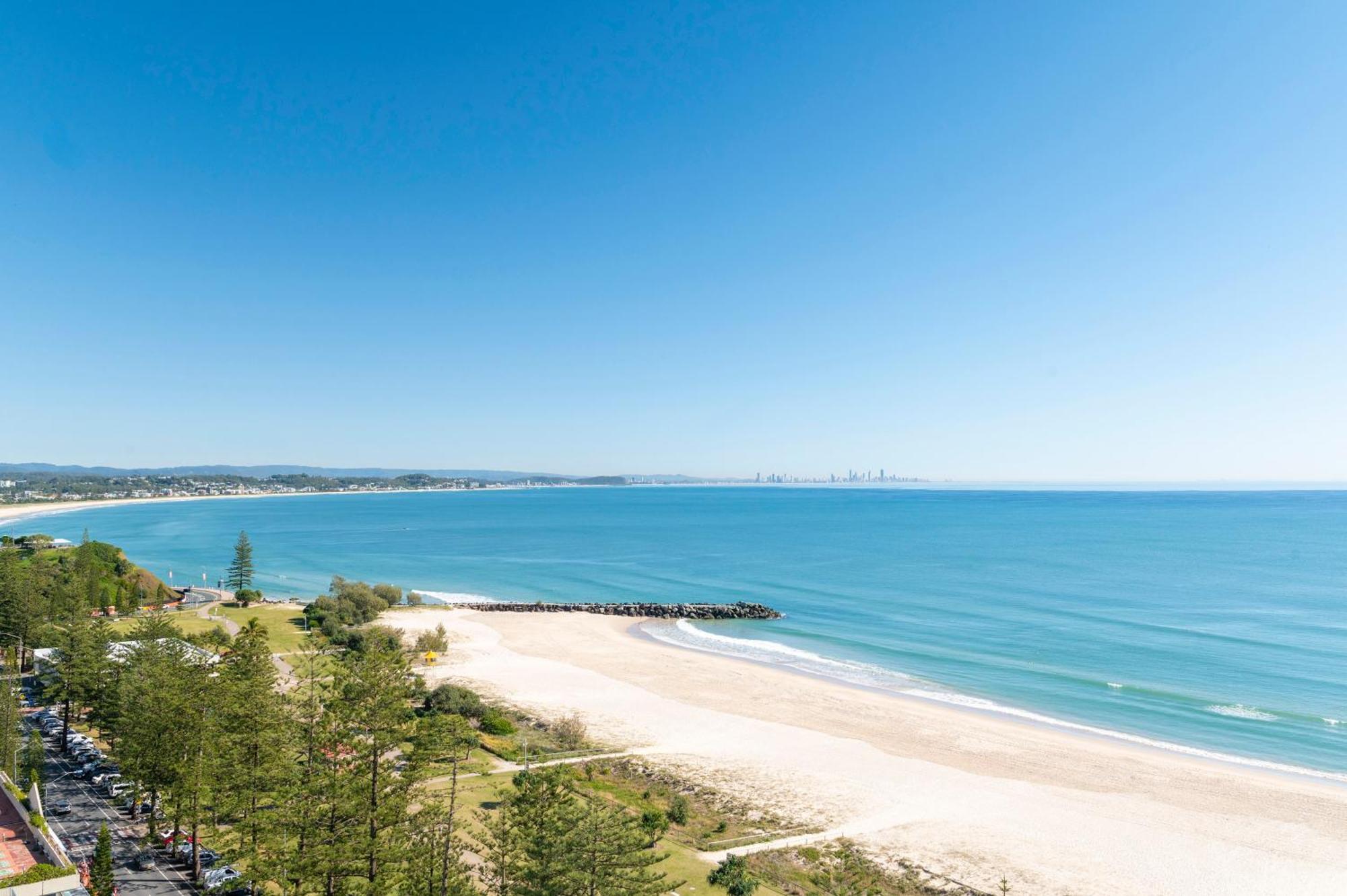 Mantra Coolangatta Beach Gold Coast Exterior photo